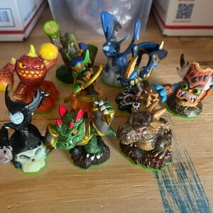 Lot of 9 Skylanders Spyro's Adventure Hex Whirlwind Dino-Rang Bash Eruptor